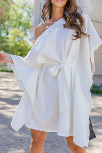 Elegancka sukienka kimono oversize 
