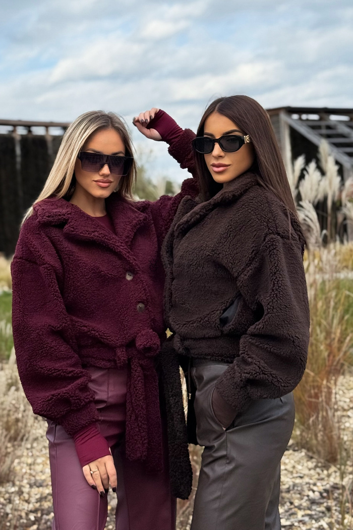 Krótkie futerko baranek Bear z kołnierzem bordowe