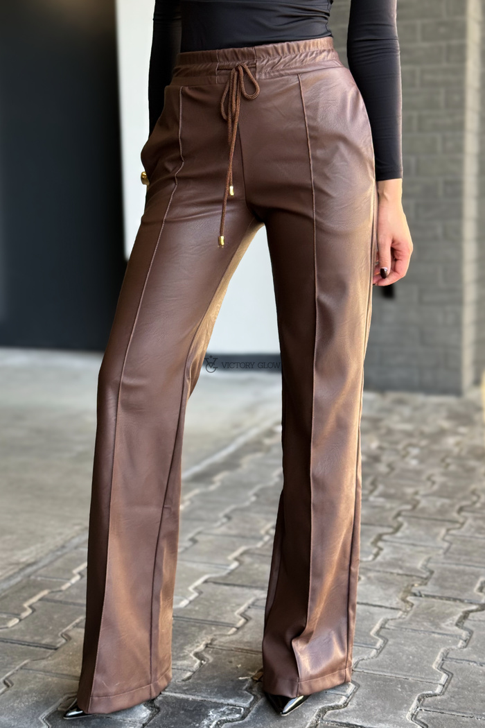 Spodnie z wysokim stanem eko skóra Surya czekoladowe