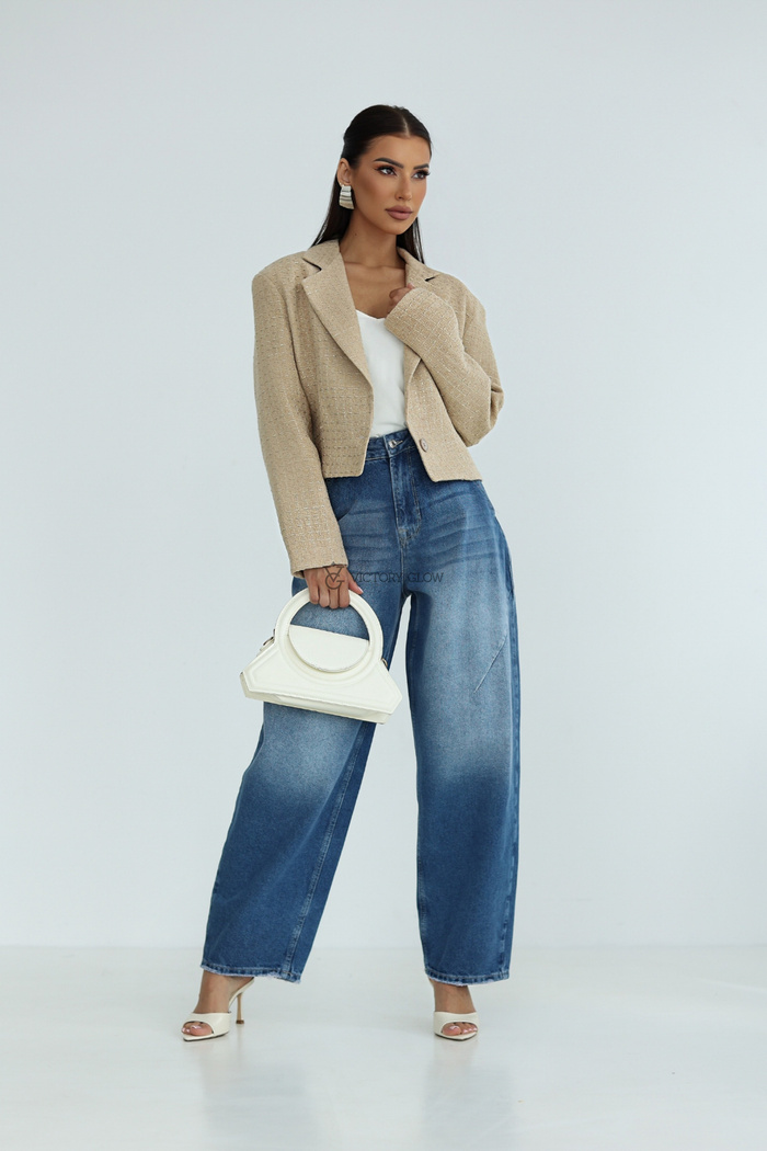 Stylowa marynarka Greta z broszką beżowa