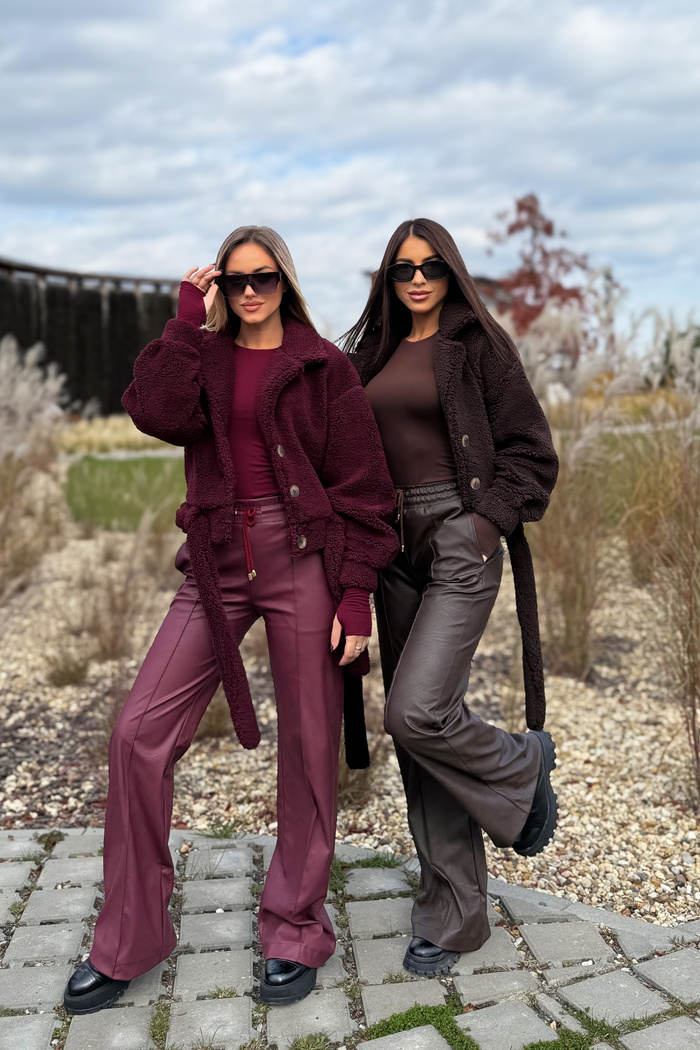 Krótkie futerko baranek Bear z kołnierzem bordowe