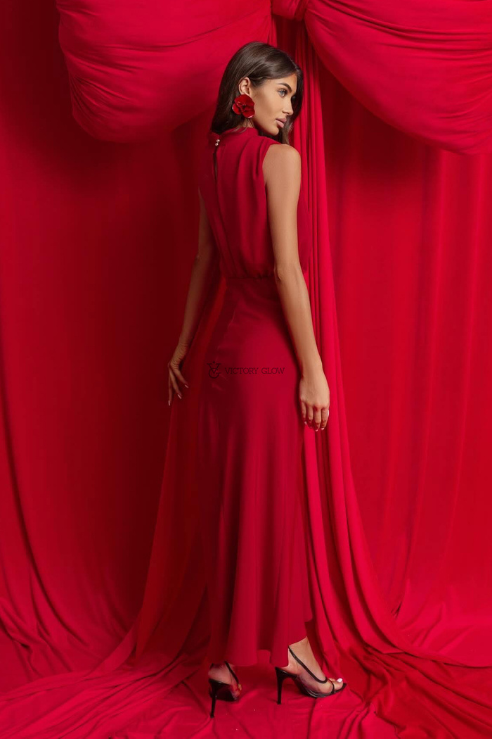 Elegancka długa sukienka Moon czerwona