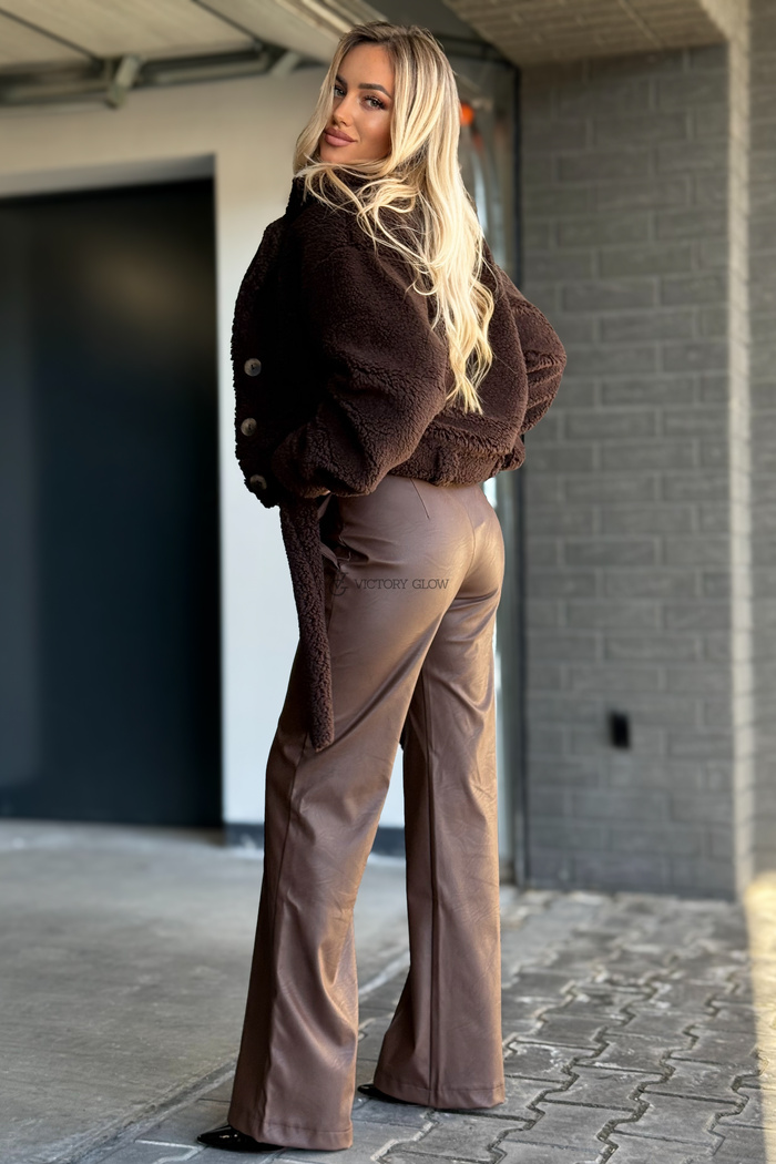 Spodnie z wysokim stanem eko skóra Surya czekoladowe