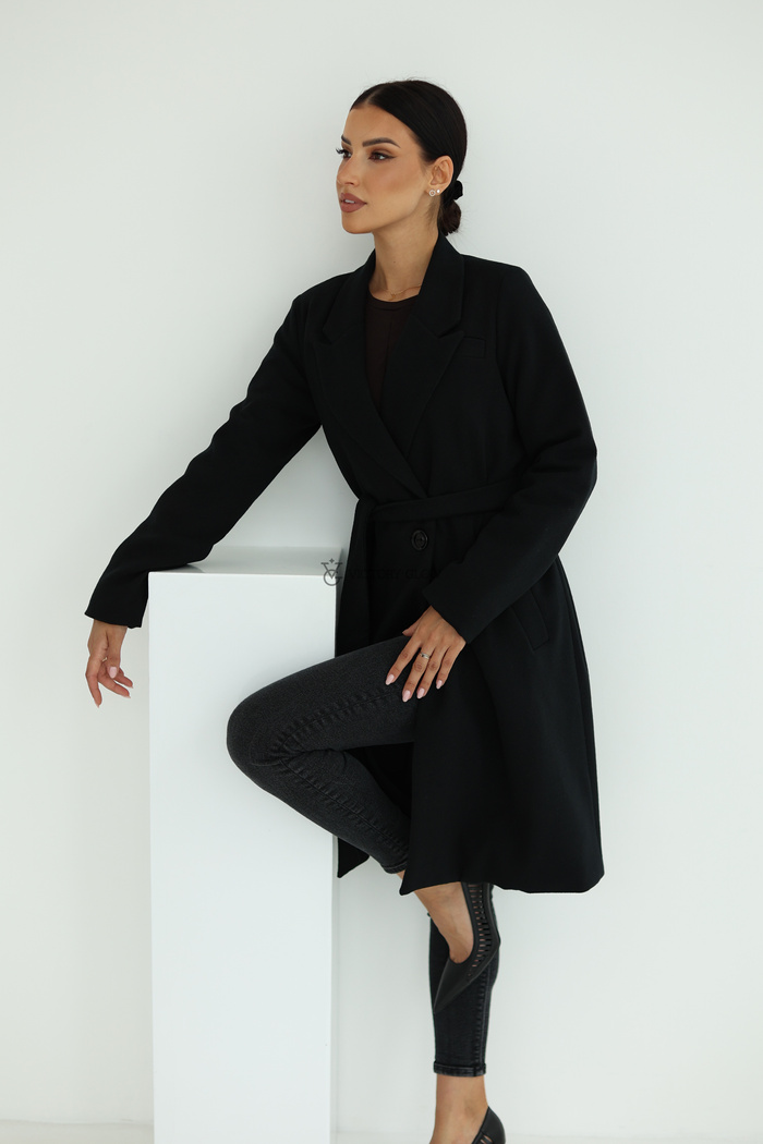 Elegancki płaszcz z paskiem Klara czarny
