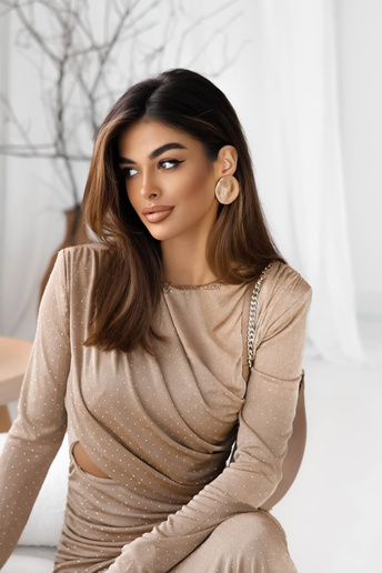 Dopasowana sukienka wieczorowa z wycięciem Siena beżowa