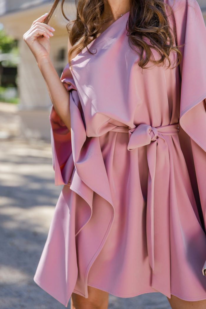 Elegancka sukienka kimono oversize pudrowy róż 