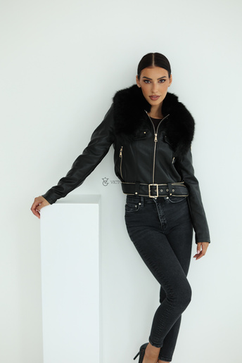 Krótka kurtka z paskiem i futrzanym kołnierzem Wendy czarna