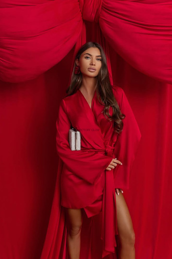 Satynowa sukienka kopertowa Selena czerwona