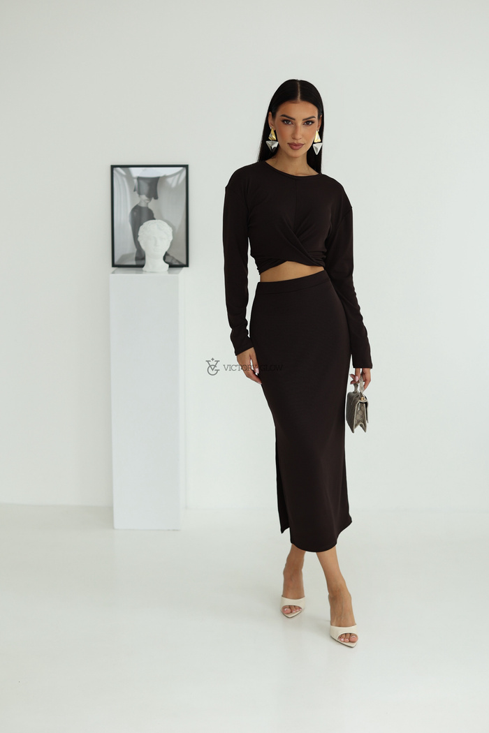 Prążkowany komplet Pamela bluzka i spódnica czekoladowy