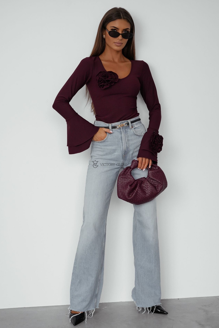 Dopasowana bluzka z różą Miss Rosse śliwka