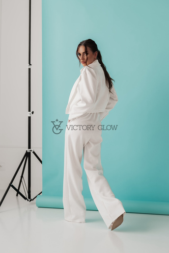 Garnitur dresowy Renee szerokie spodnie i marynarka