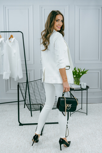 Elegancki śmietankowy garnitur S.Morris 