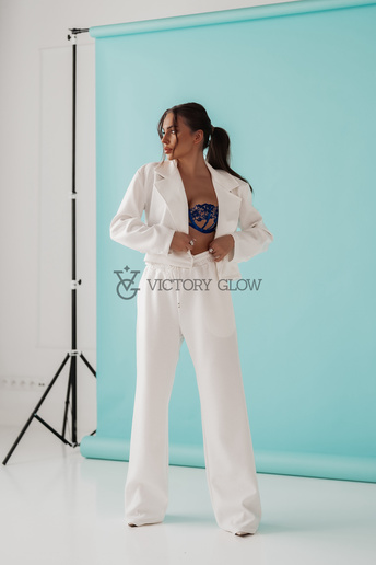 Garnitur dresowy Renee szerokie spodnie i marynarka