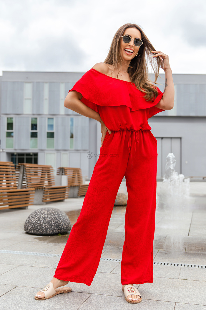 Kombinezon Paola z dekoltem carmen i długą nogawką czerwony