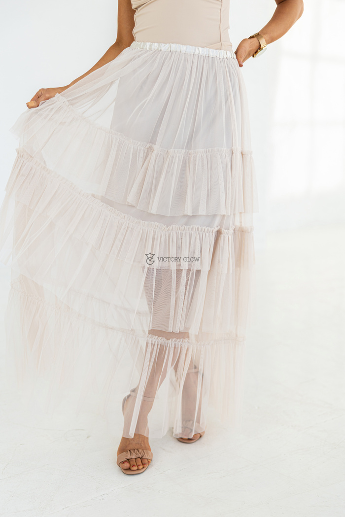Tiulowa spódnica z falbanami Kiara  beżowa