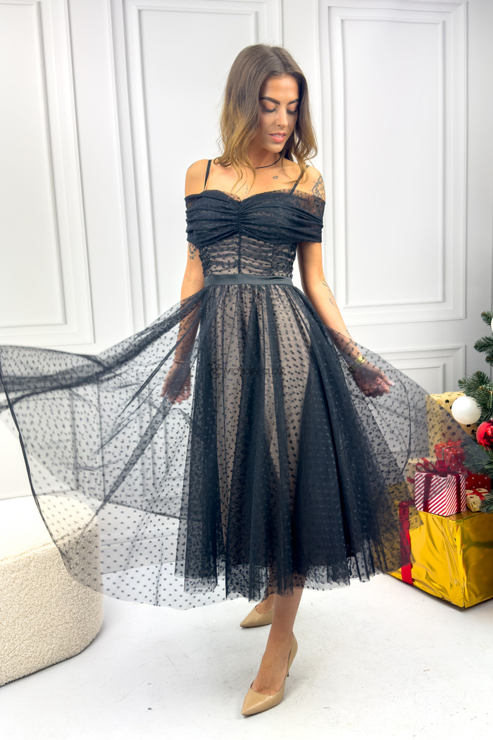 Tiulowa sukienka koktajlowa  midi czarna Gabriela