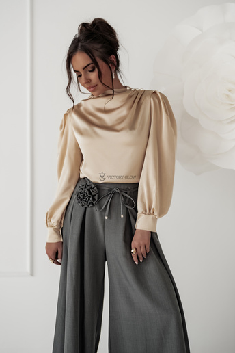 Satynowa bluzka z perełkami Qunii złota