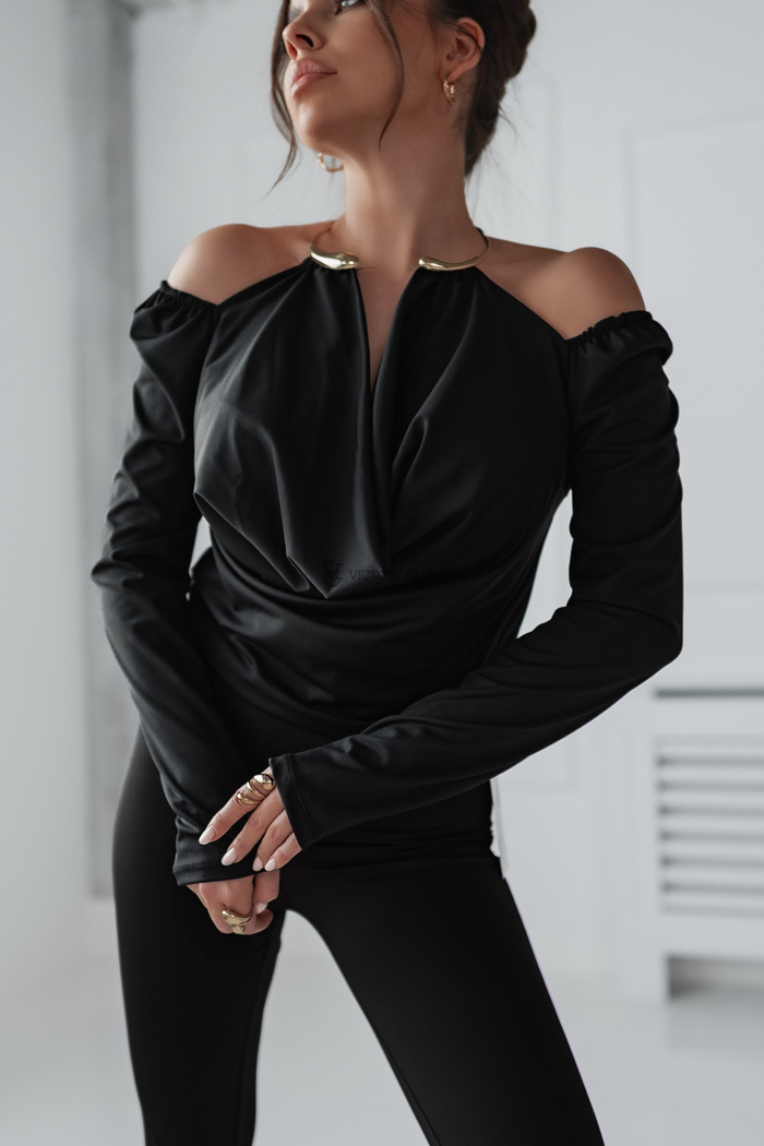 Bluzka z biżuteryjnym dekoltem Gabby czarna