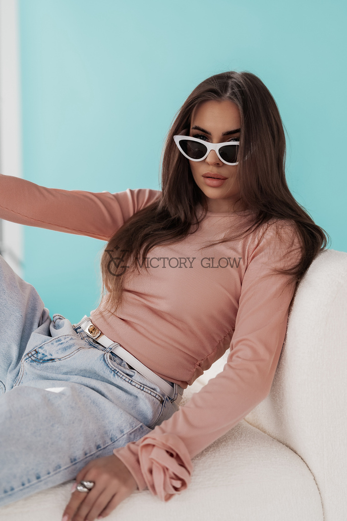 Dopasowana bluzka w prążek z różą Iga brzoskwiniowa