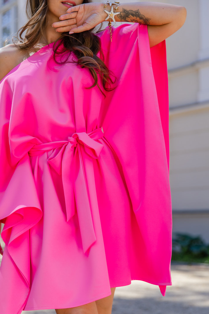 Elegancka sukienka kimono oversize  neonowy róż 
