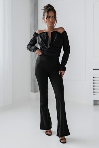 Bluzka z biżuteryjnym dekoltem Gabby czarna