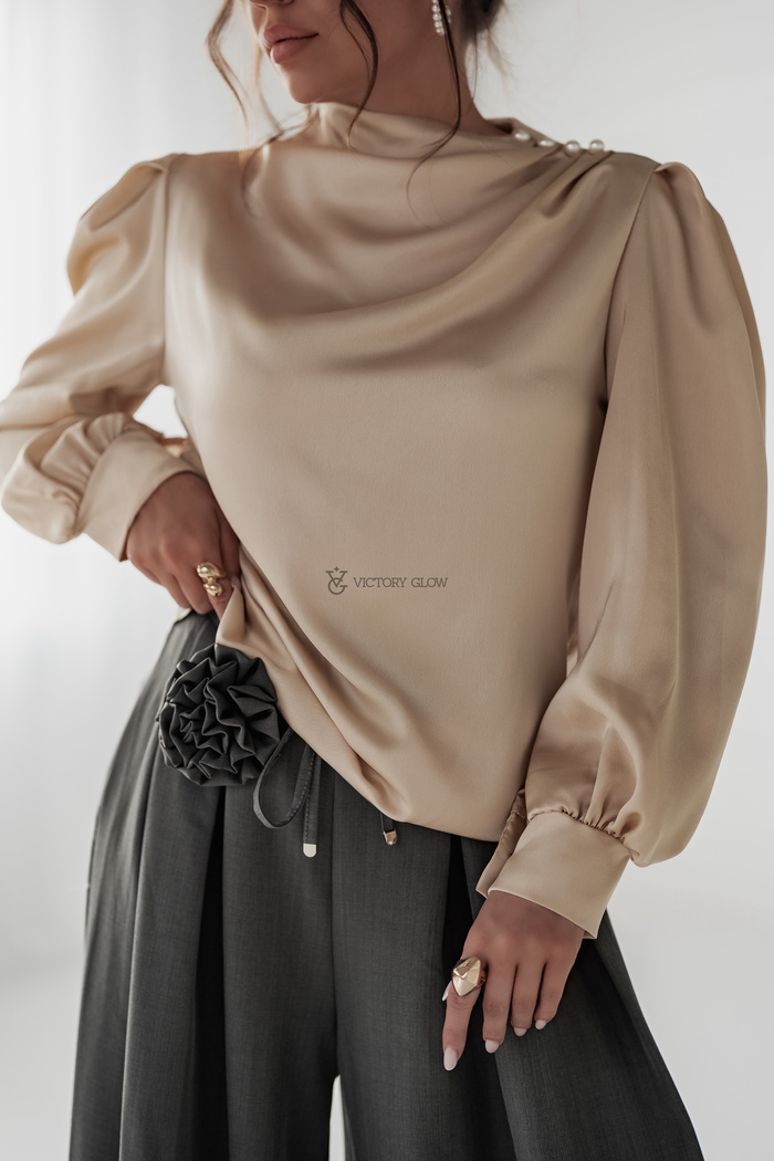 Satynowa bluzka z perełkami Qunii złota