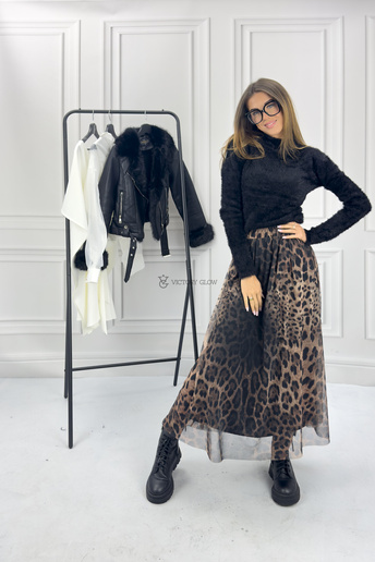 Dzianinowy półgolf z długim włosem Beybe czarny