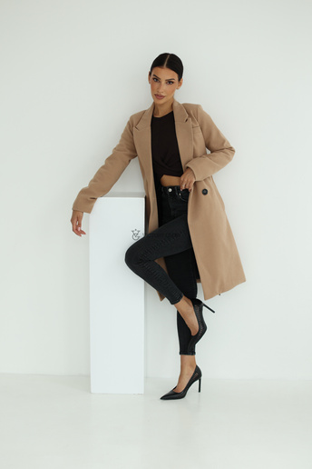 Elegancki płaszcz z paskiem Klara beżowy