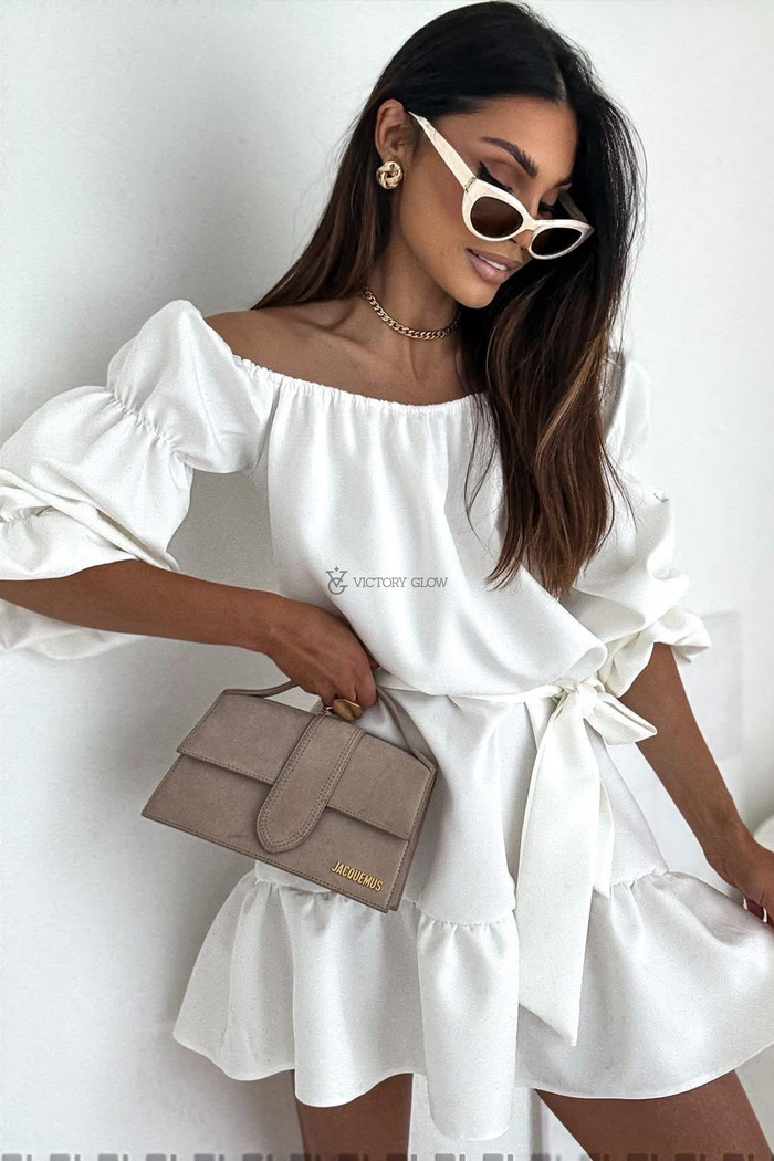 Sukienka Milli hiszpanka z marszczonymi rękawami biała