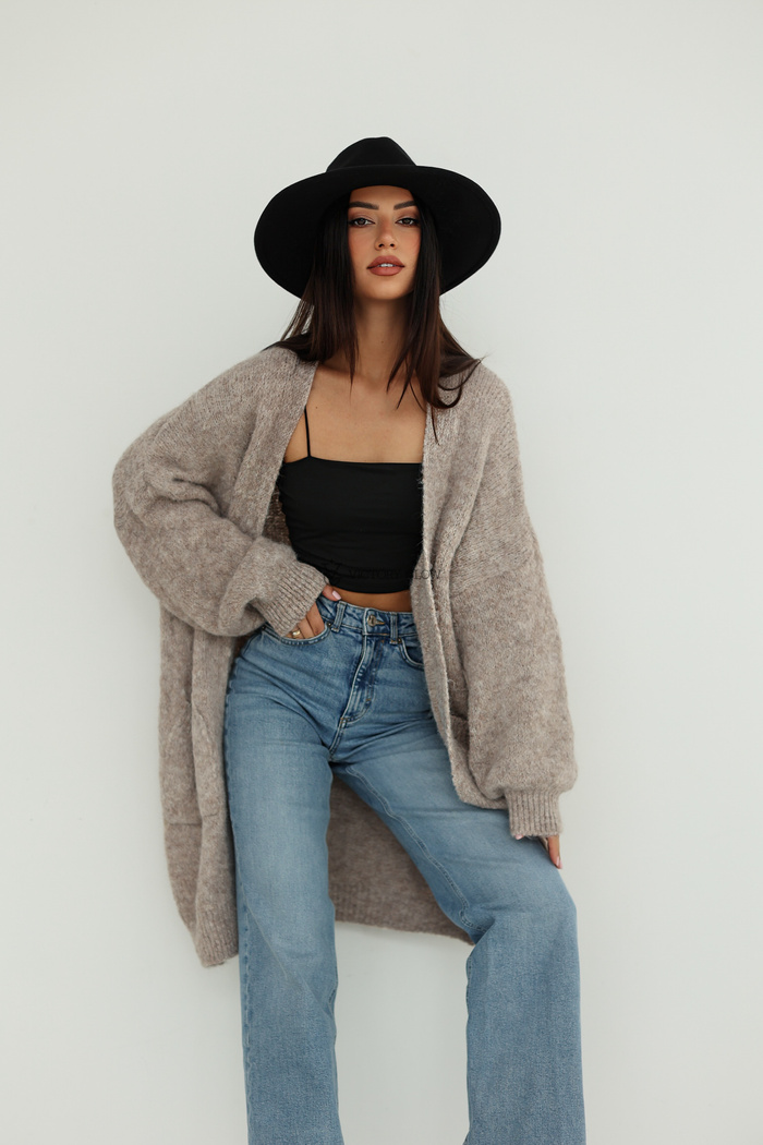 Puszysty kardigan Mira z kieszeniami beżowy