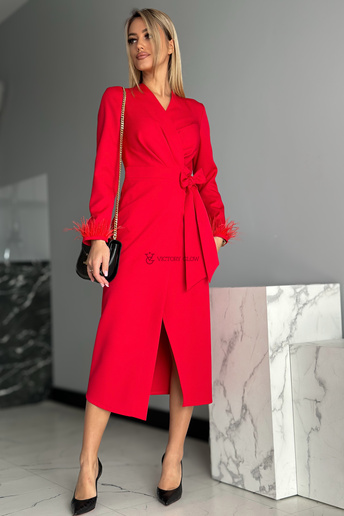 Kopertowa sukienka midi z piórkami Nicol czerwona