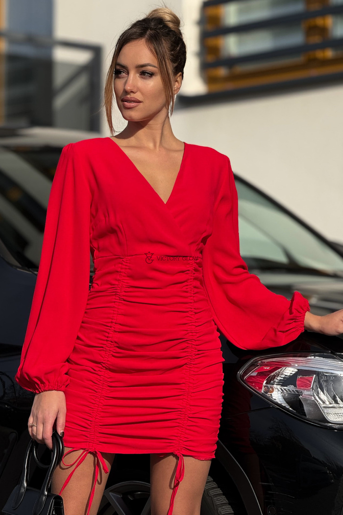 Elegancka sukienka z regulowaną długością Marcy  czerwona