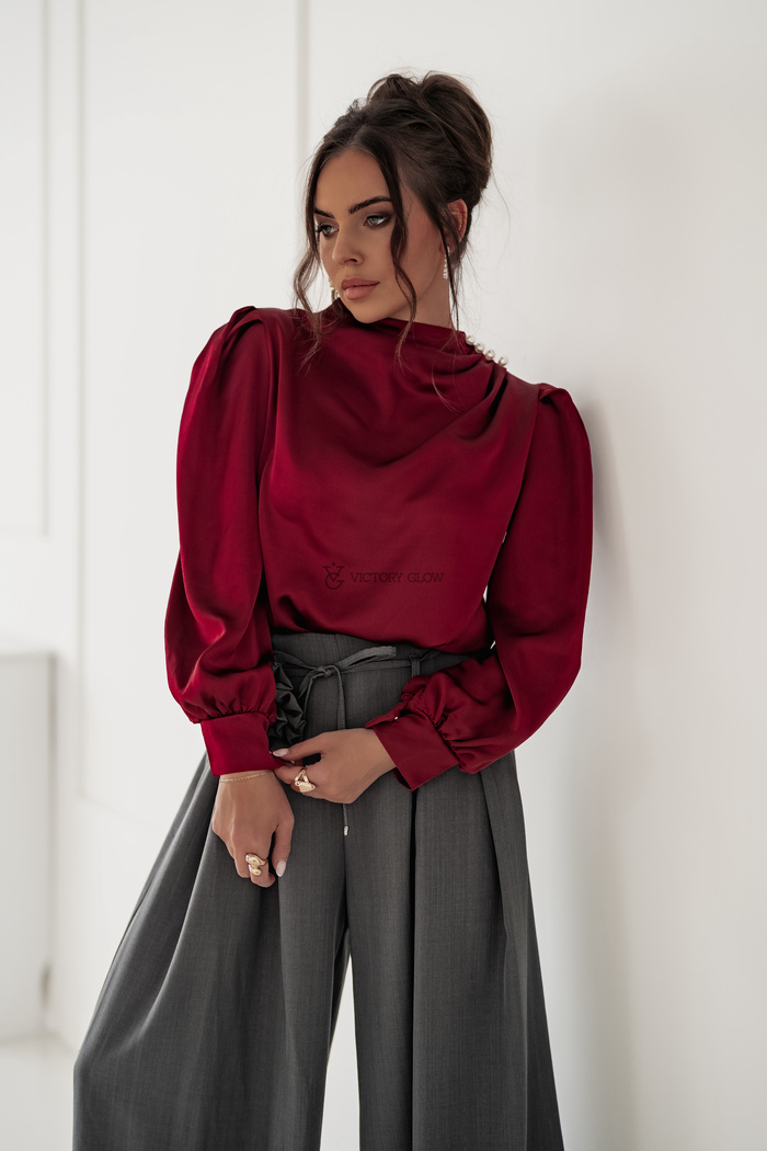 Satynowa bluzka z perełkami Qunii bordowa