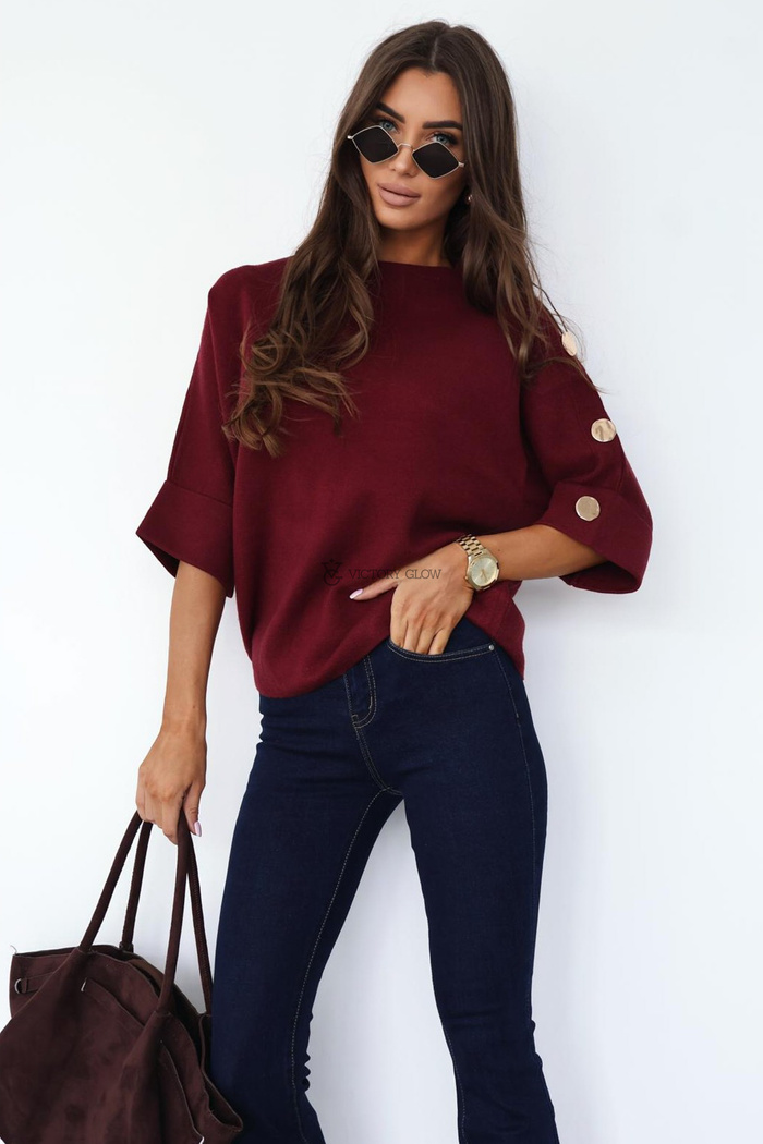 Krótki sweter z ozdobnymi guzikami na rękawach Evelyn bordo