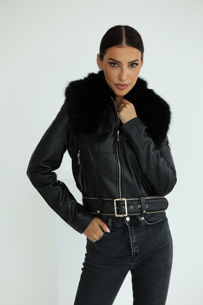 Krótka kurtka z paskiem i futrzanym kołnierzem Wendy czarna