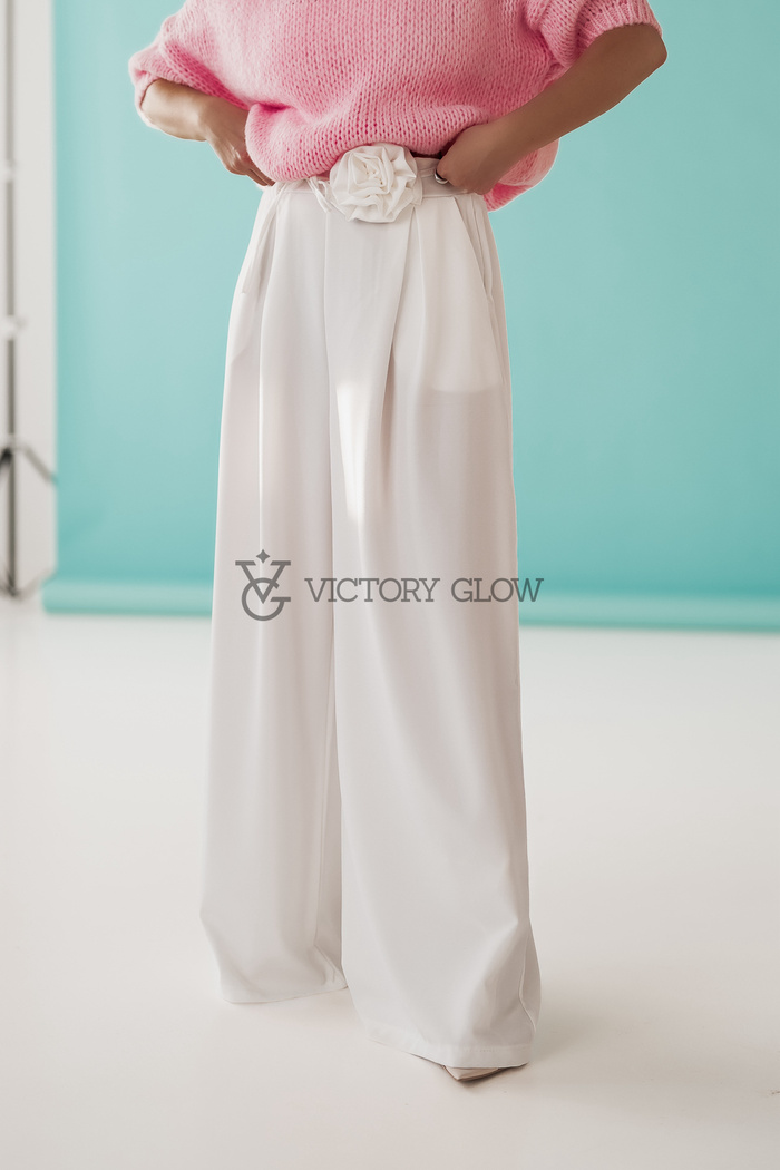 Szerokie spodnie z różą Mila białe