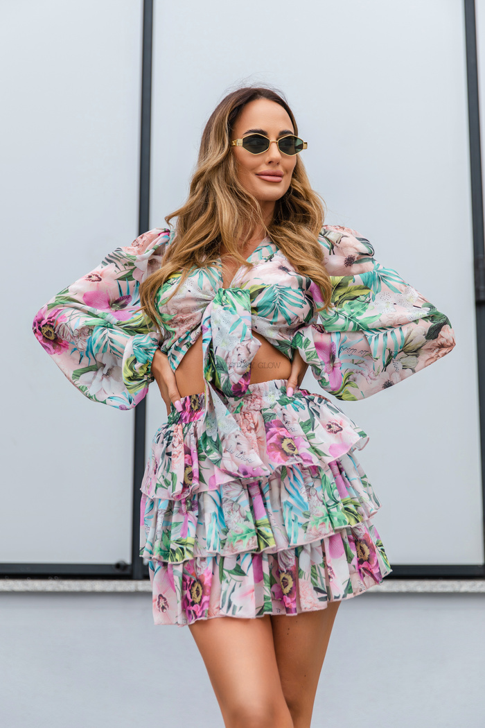 Komplet La Diva spódnico-spodenki bluzka zielony kwiatowy wzór 