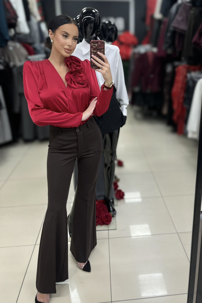 Elegancka koszula z różą Avinion Belluci  czerwona