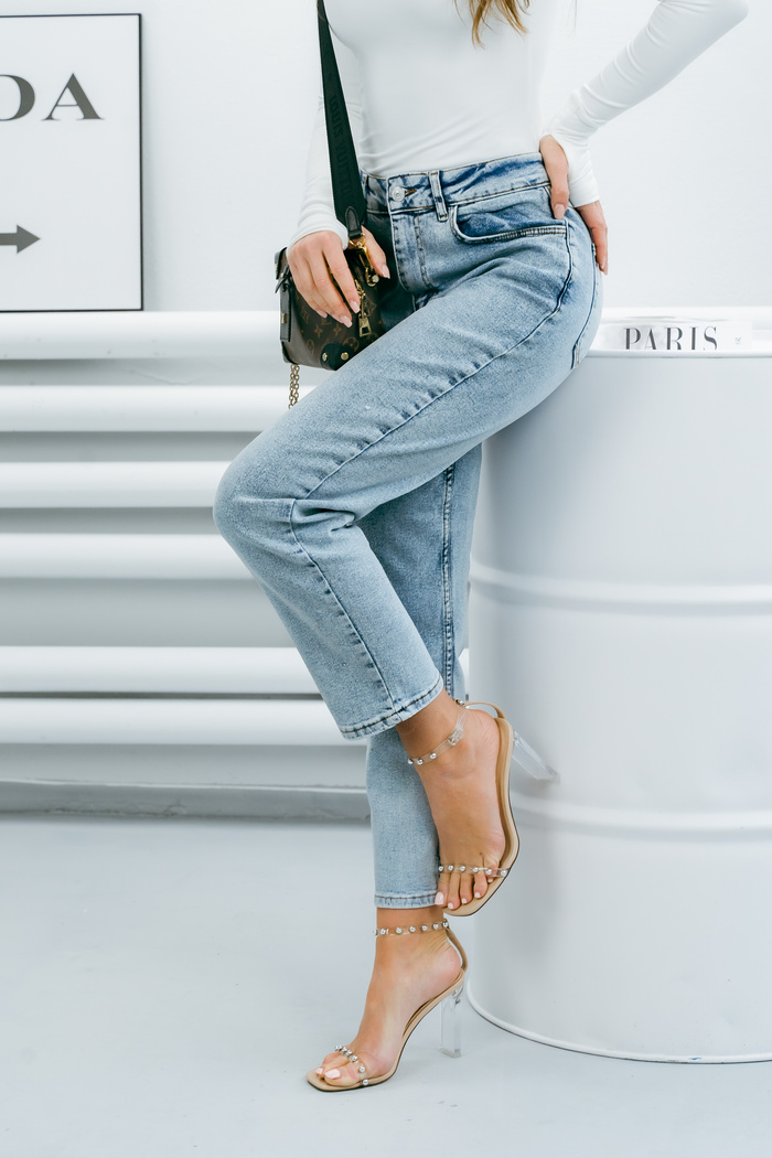 Jeansy Olimpia z brokatowym połyskiem i nogawką 7/8