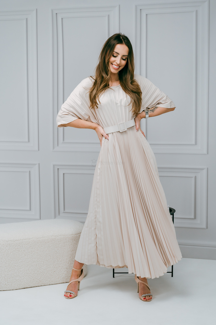 Elegancka plisowana sukienka z paskiem Ninon beżowa